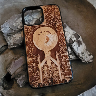 Intergalactic Ship VIII Enterprise - Wood Phone Case Alien xenomorph HR Giger biomechanical engraved phone case
