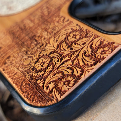 Star constellation artwork engraved on a wooden phone case, compatible with iPhone and Samsung Galaxy